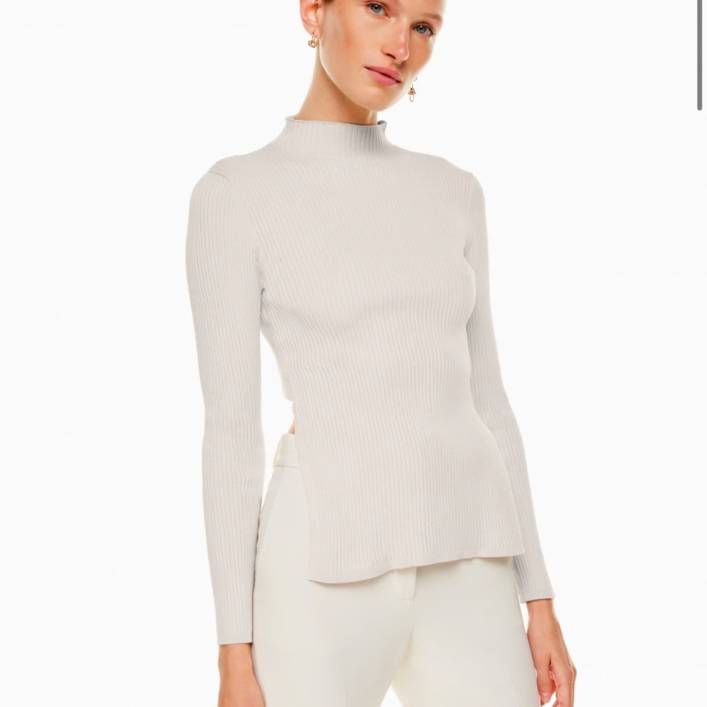 Babaton Sculpt Knit Tie-Back Longsleeve